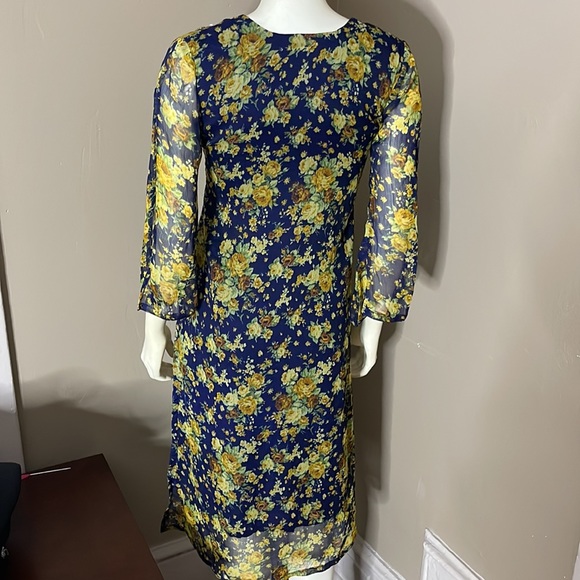 Sunflower Floral Tunic Top Size Small - Picture 3 of 5